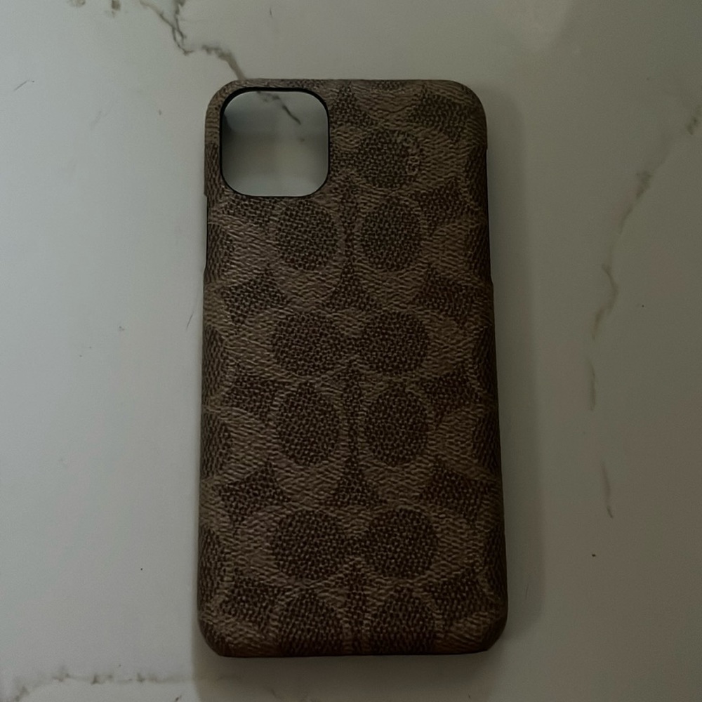 iPhone11  cover COACH